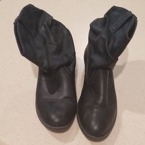 Size 9 cowboy style black ankle boots